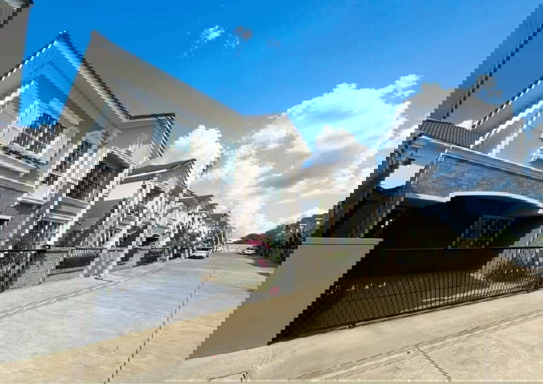 รูป ST0041 | ขาย บ้านแฝด Golden Neo 2 รามอินทรา–วงแหวน 💰 ราคา 5,150,000 บาท (ค่าโอนคนละครึ่ง) - รูปที่ 2/20