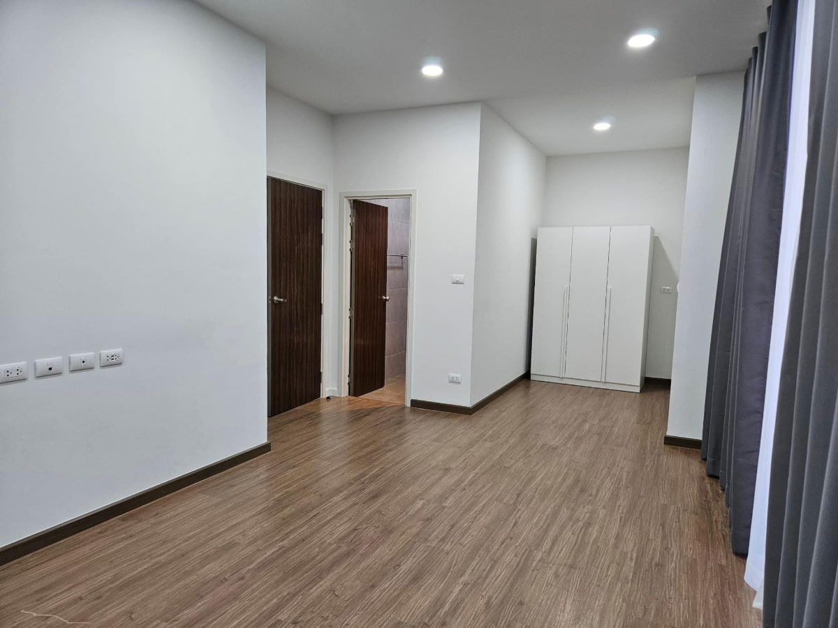 รูป บ้านให้เช่า หมู่บ้านมณีรินทร์ปาร์ค ข้าวหลาม – บ้านหลังมุม บรรยากาศดี พร้อมเข้าอยู่! 🌿 - รูปที่ 8/12