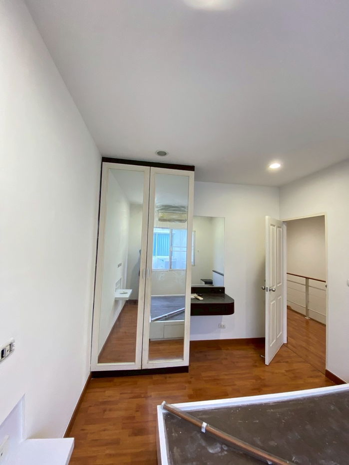 รูป T0039 | ขาย หมู่บ้านกลางเมือง เอสเซ้นส์ อ่อนนุช – วงแหวน 💰 ขายเพียง 2.89 ลบ.  - รูปที่ 16/18