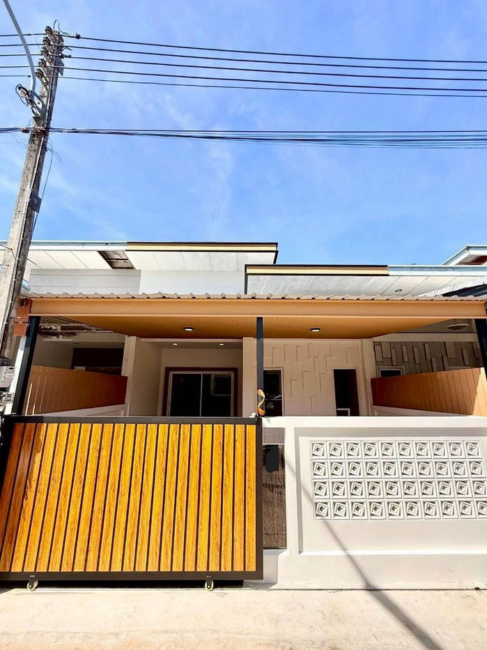 รูป หมู่บ้านสุชารี ป่าคลอก WR-04110 - รูปที่ 1/9