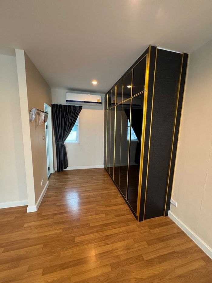 รูป 🏡✨ ขายทาวน์โฮม 3 ชั้น ทำเลรัตนาธิเบศร์ 🚇 ใกล้ MRT สายสีม่วง - รูปที่ 13/16