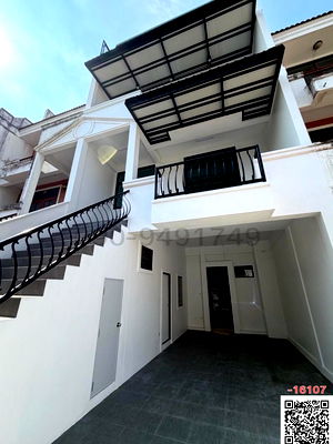 เช่าทาวน์โฮม เขตบางนา : เช่า ทาวน์โฮม 4 ชั้น ขนาดใหญ่ ใกล้ทั้งไบเทคและ BTS