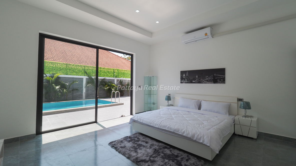 รูป HP0011 - ขายบ้านวิลล่า 6 ห้องนอน พระตำหนัก - รูปที่ 2/17