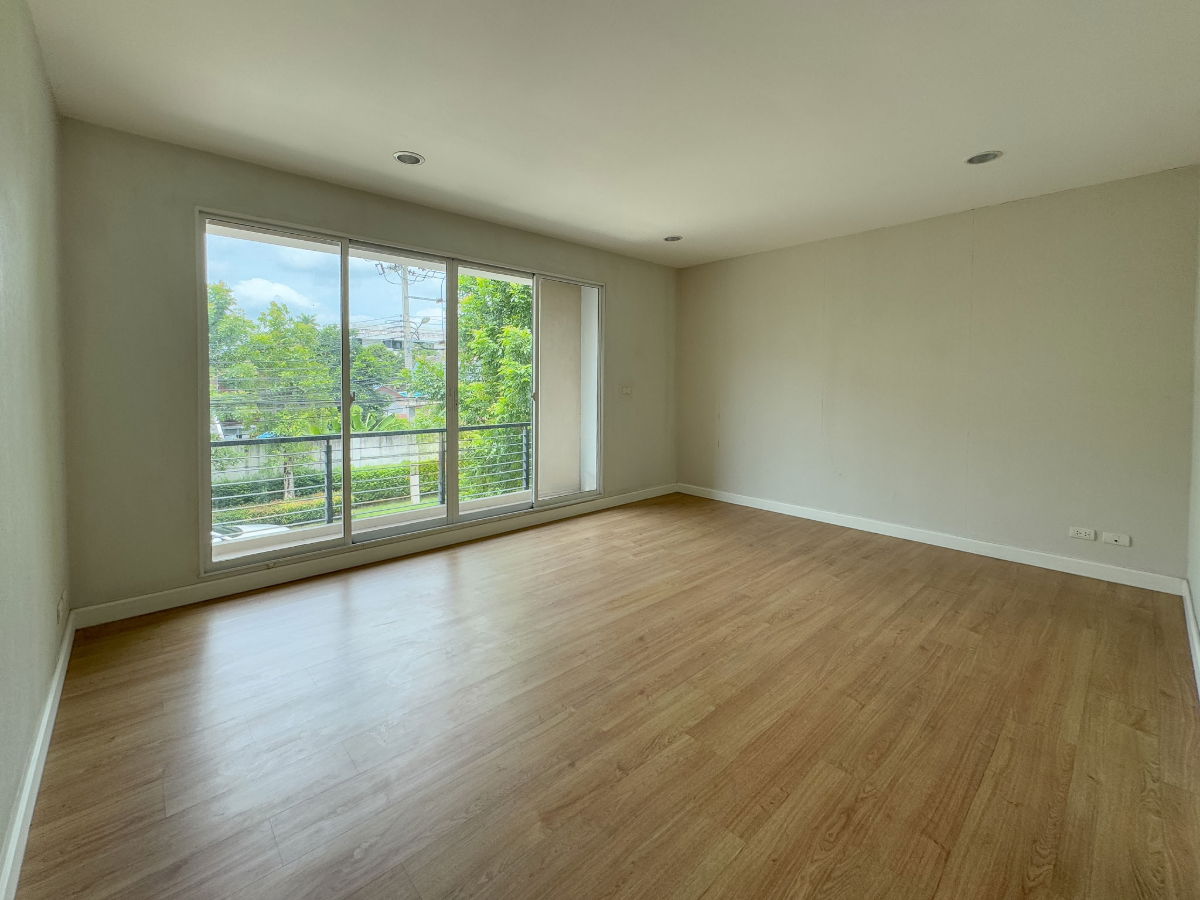 รูป ST0047 | ขาย ทาวน์โฮม 3 ชั้น บ้านกลางเมือง พระราม 3 – ราษฎร์บูรณะ 💰 ราคาขาย 7.19 ล้านบาท 🚝 BTS ตลาดพลู - รูปที่ 22/39