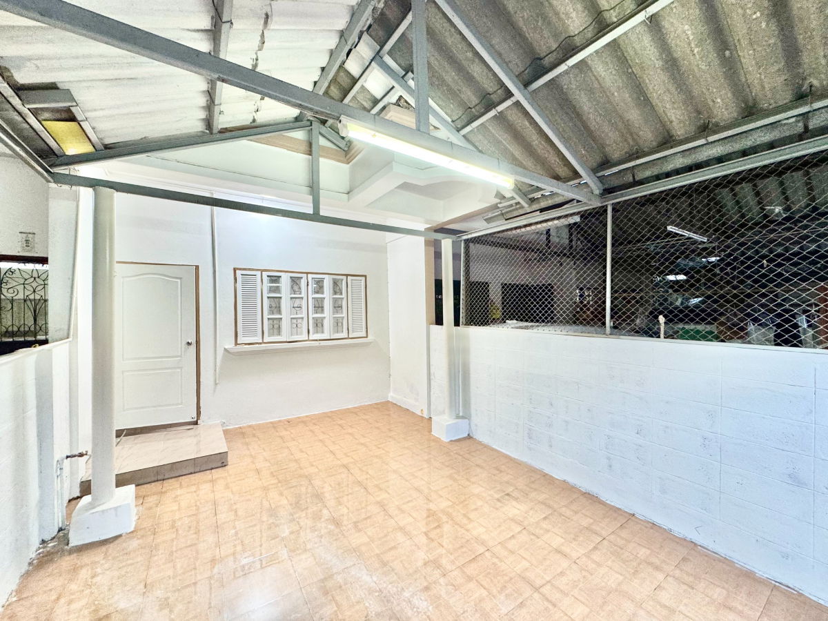 รูป ขายทาวน์เฮาส์ 2 ชั้น หมู่บ้านกล่อมพิรุณ ใกล้ นิคมบางปู พร้อมอยู่! - รูปที่ 4/11