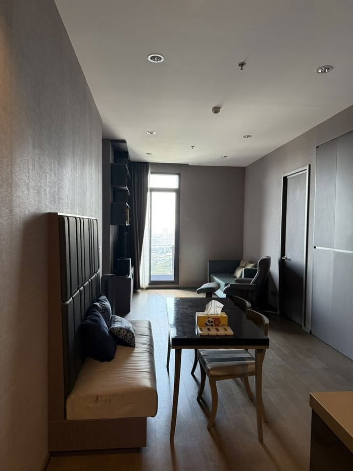 picture condo for rent  The Diplomat Sathorn  🟢 Line : @mintocondo 🟢 - 13/20