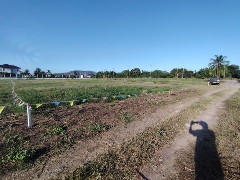 ขายที่ดินแปลงสวย 1-0-0  ไร่  เหมาะสำหรับสร้างบ้าน  ทำเลทอง ใกล้สนามกอล์ฟแบล็คเมาน์เทน 