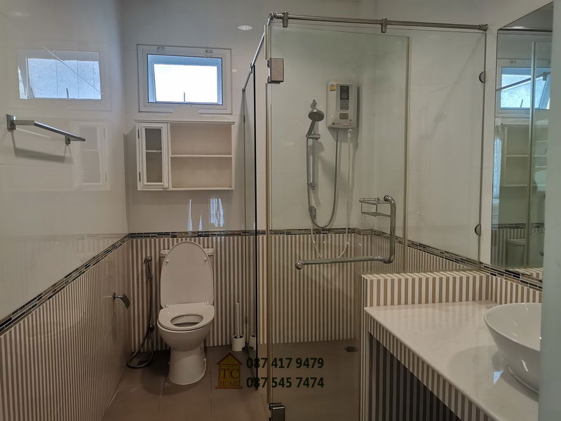 รูป ขายด่วนบ้าน 3 ชั้น 63.5 ตรว. พร้อมเฟอร์ฯ ม.แฟนตาเซียวิลล่า ใกล้เซ็นทรัลบางนา บ้านสวยสไตล์วินเทจ-วิคตอเรียน - รูปที่ 39/57