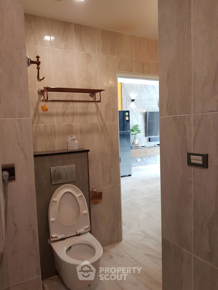 รูป คอนโด 1-ห้องนอน ที่ เดอะ ริเวอร์ คอนโดมิเนียม ใกล้ BTS สะพานตากสิน (ID 566907) - รูปที่ 21/23