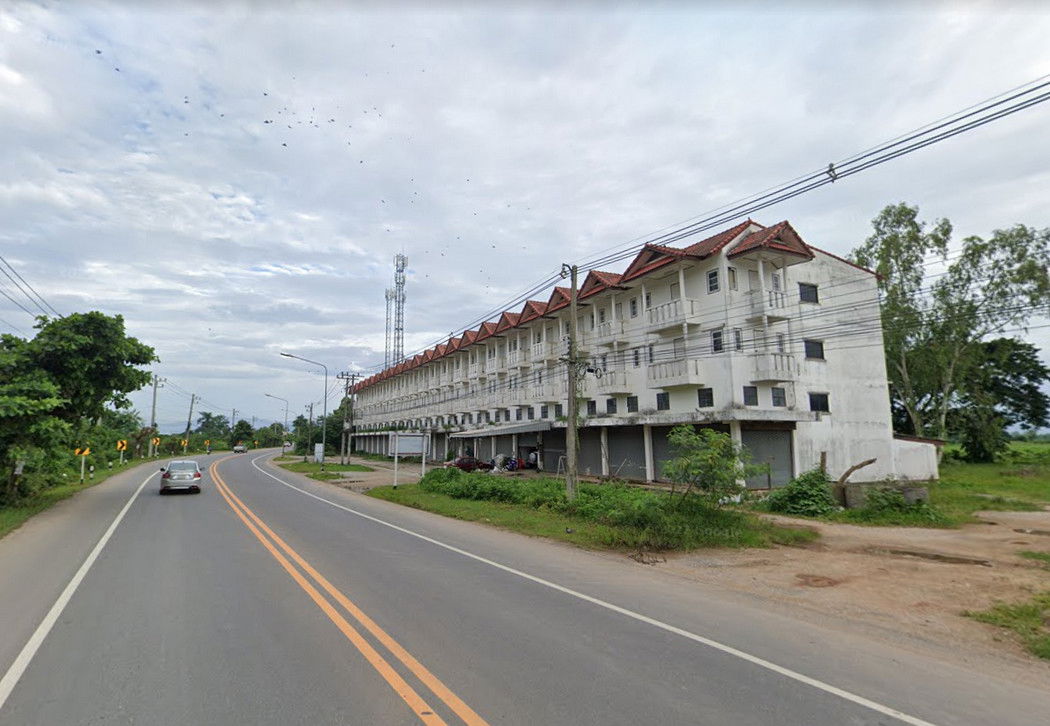 รูป Call : 064-789-4792 ขายทาวน์เฮ้าส์เชียงราย 3 ชั้นครึ่ง 2 คูหา ตีทะลุถึงกันทุกชั้น 62 ตร.วา ติดถนนศรีเวียง อำเภอเวียงชัย เชียงราย - รูปที่ 4/10