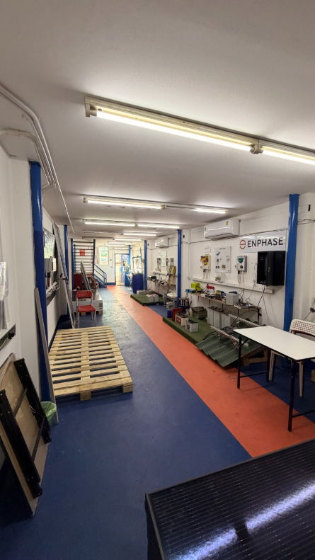 picture Prime commercial building on Super Highway, before Nimman area. - 21/24