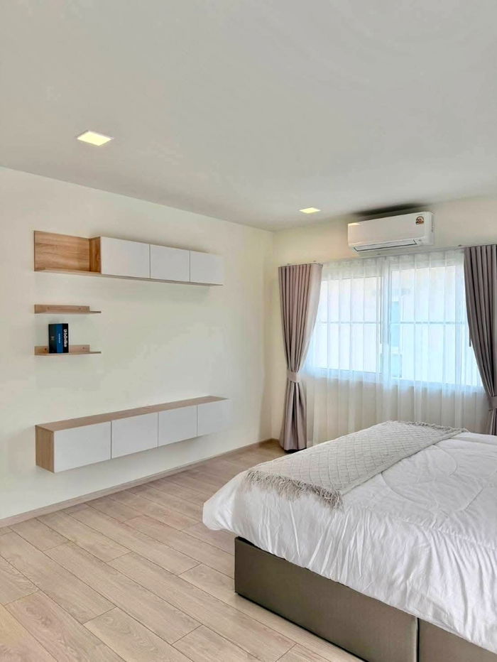 รูป ให้เช่า บ้านเดี่ยว Villaggio 3 ศรีนครินทร์–บางนา | 4 ห้องนอน ราคาพิเศษ เฟอร์นิเจอร์ครบ  พร้อมเข้าอยู่  - รูปที่ 5/16