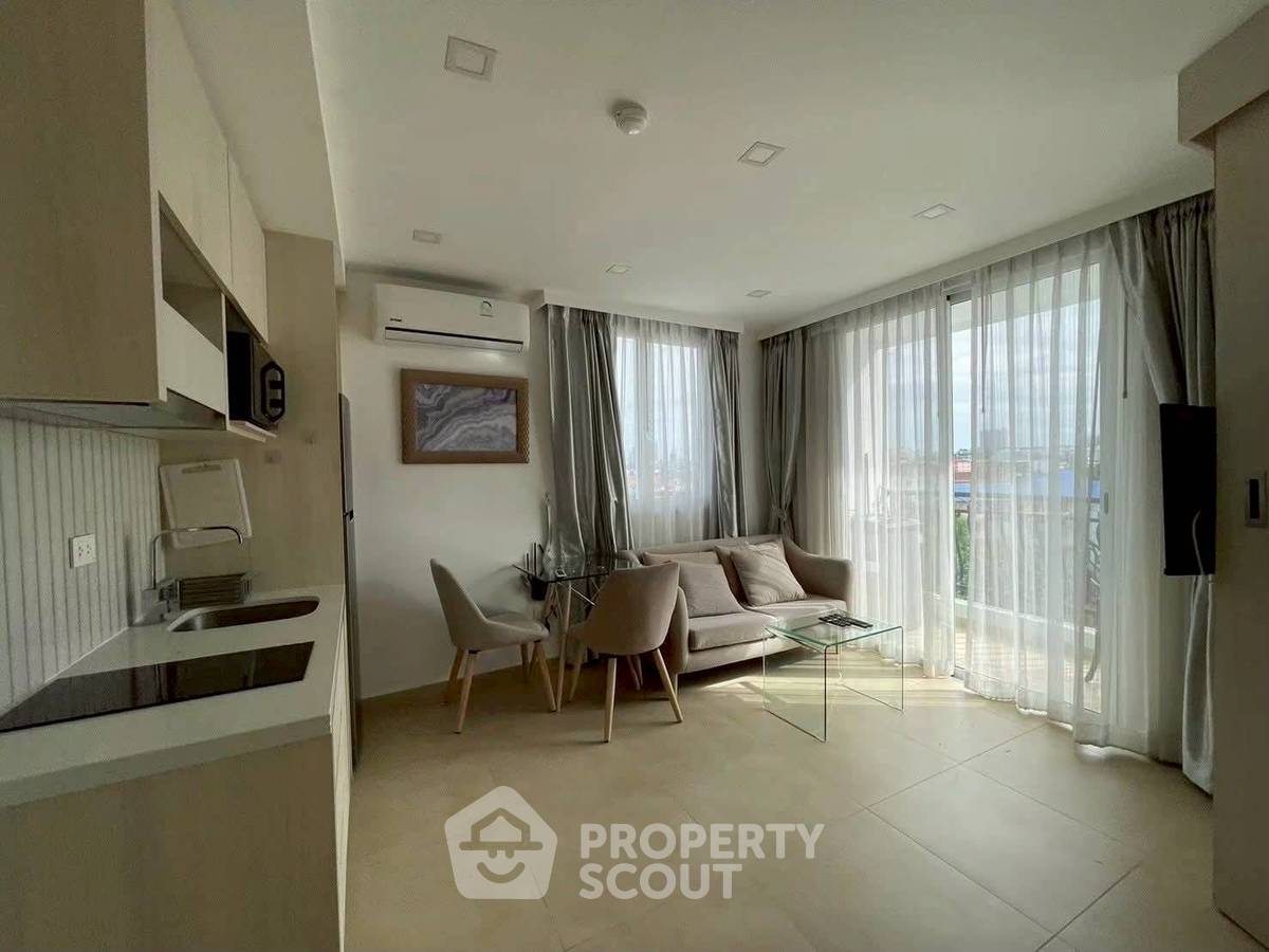 รูป คอนโด 1-ห้องนอน ที่ โอลิมปัส ซิตี้ การ์เด้น ใกล้ พัทยาใต้ (ID 2315491) - รูปที่ 2/9