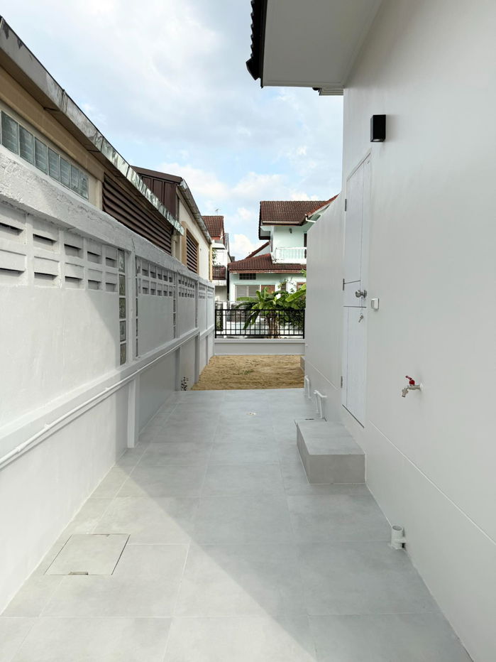 รูป ขาย บ้านรีโนเวทใหม่ หมู่บ้านภัสรี พุทธมณฑลสาย 2 105 ตร.ว. หลังมุม 8.79 ลบ - รูปที่ 16/29