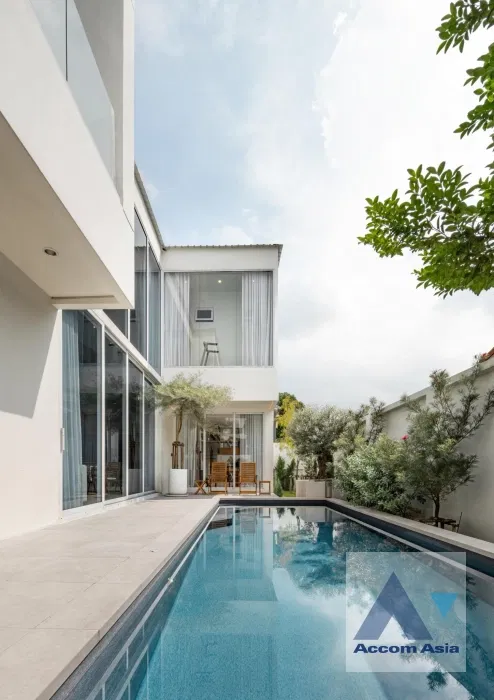 รูป 🔼🔽 AccomA 📩 Double High Ceiling,Private Swimming Pool 3 BR House in Wang Thonglang (AA44953) - รูปที่ 11/20