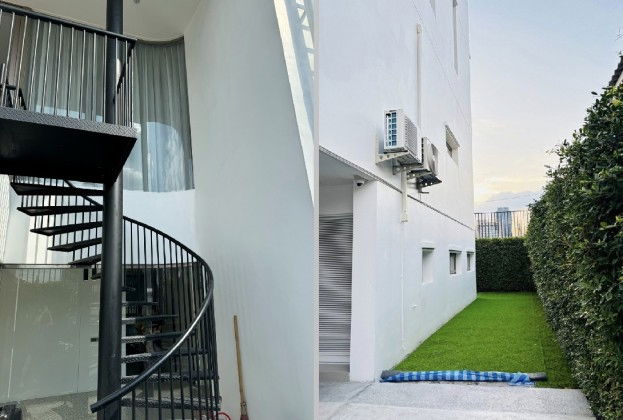 รูป ให้เช่าอาคาร / Home Office 4 ชั้น โครงการ ลักซ์ 35 / มีลิฟท์โดยสาร / ซอยลาดพร้าว 35 / อยู่อาศัย หรือ Home office จดบริษัทได้ - รูปที่ 7/9