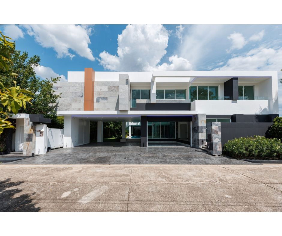 รูป บ้านหรูเชียงใหม่ บ้านสร้างใหม่ในโครงการคุณภาพ ทำเลดี แม่เหียะ-หางดง เชียงใหม่ - รูปที่ 1/21