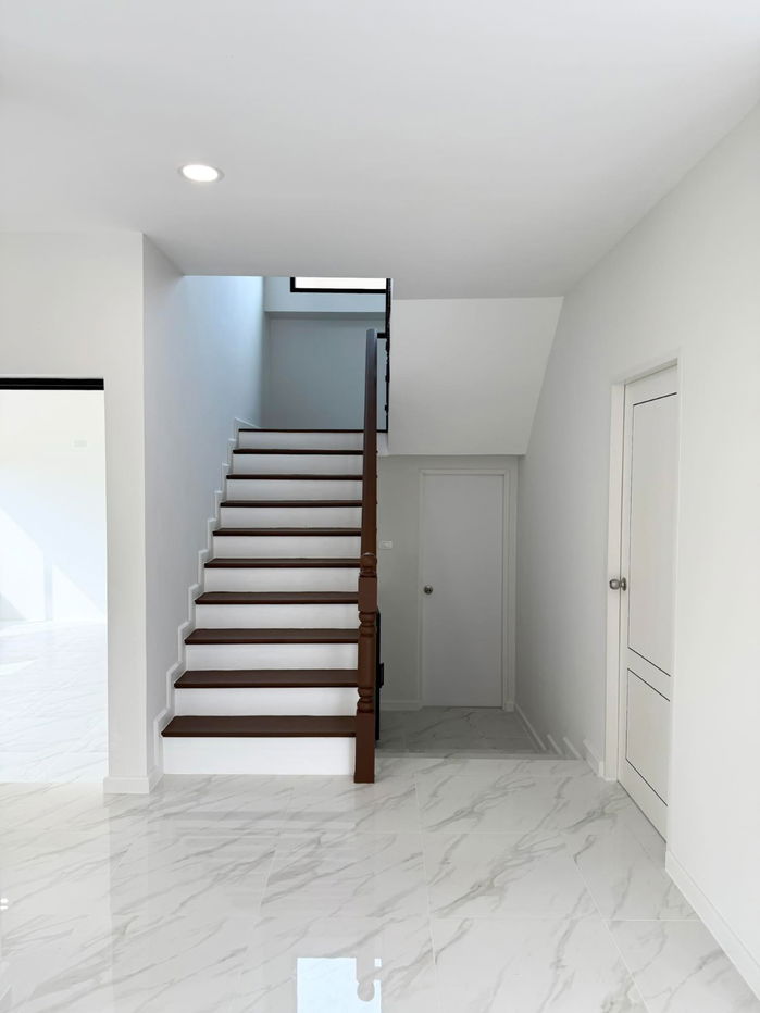 รูป ขาย บ้านรีโนเวทใหม่ หมู่บ้านภัสรี พุทธมณฑลสาย 2 105 ตร.ว. หลังมุม 8.79 ลบ - รูปที่ 13/29