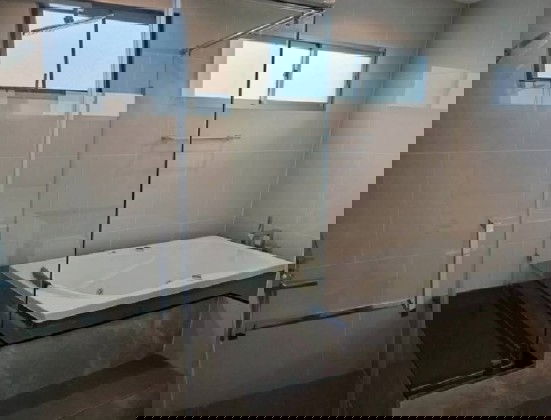 รูป  ให้เช่าบ้านเดี่ยว 2 ชั้น หลังใหญ่ โครงการ เดอะ ปาล์ม บางนา-วงแหวน เฟอร์นิเจอร์ครบ บ้านใหม่ ยังไม่เคยมีคนเข้าอยู่ / ไม่สัตว์เลี้ยง อยู่อาศัย - รูปที่ 13/16