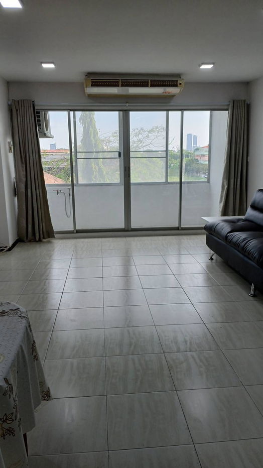 รูป ปล่อยเช่าคอนโดห้องใหญ่ ใกล้สวนหลวง ร.9 I ราม 2 I ตลาดนัมเบอร์วัน I รพ สิรินธร ✨ กรีนเพลส รอยัล ปาร์ค (Green Place Royal Park) - รูปที่ 5/8