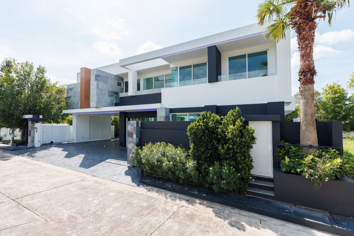 รูป บ้านหรูเชียงใหม่ บ้านสร้างใหม่ในโครงการคุณภาพ ทำเลดี แม่เหียะ-หางดง เชียงใหม่ - รูปที่ 2/21