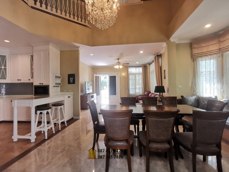 รูป ขายด่วนบ้าน 3 ชั้น 63.5 ตรว. พร้อมเฟอร์ฯ ม.แฟนตาเซียวิลล่า ใกล้เซ็นทรัลบางนา บ้านสวยสไตล์วินเทจ-วิคตอเรียน - รูปที่ 13/57