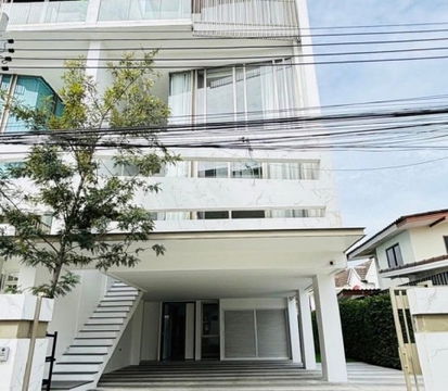 ให้เช่าอาคาร / Home Office 4 ชั้น โครงการ ลักซ์ 35 / มีลิฟท์โดยสาร / ซอยลาดพร้าว 35 / อยู่อาศัย หรือ Home office จดบริษัทได้