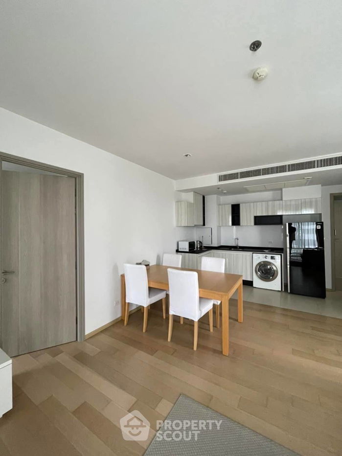 รูป คอนโด 1-ห้องนอน ที่ เอช คิว ทองหล่อ ใกล้ BTS ทองหล่อ (ID 785946) - รูปที่ 3/5