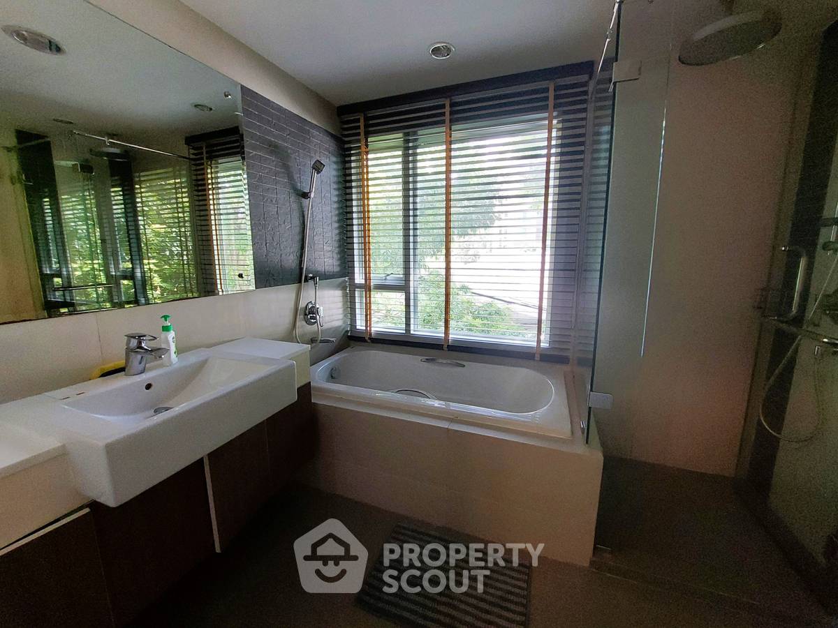 รูป คอนโด 1-ห้องนอน ที่ เดอะ เครส สุขุมวิท 49 ใกล้ BTS ทองหล่อ (ID 2507137) - รูปที่ 5/6