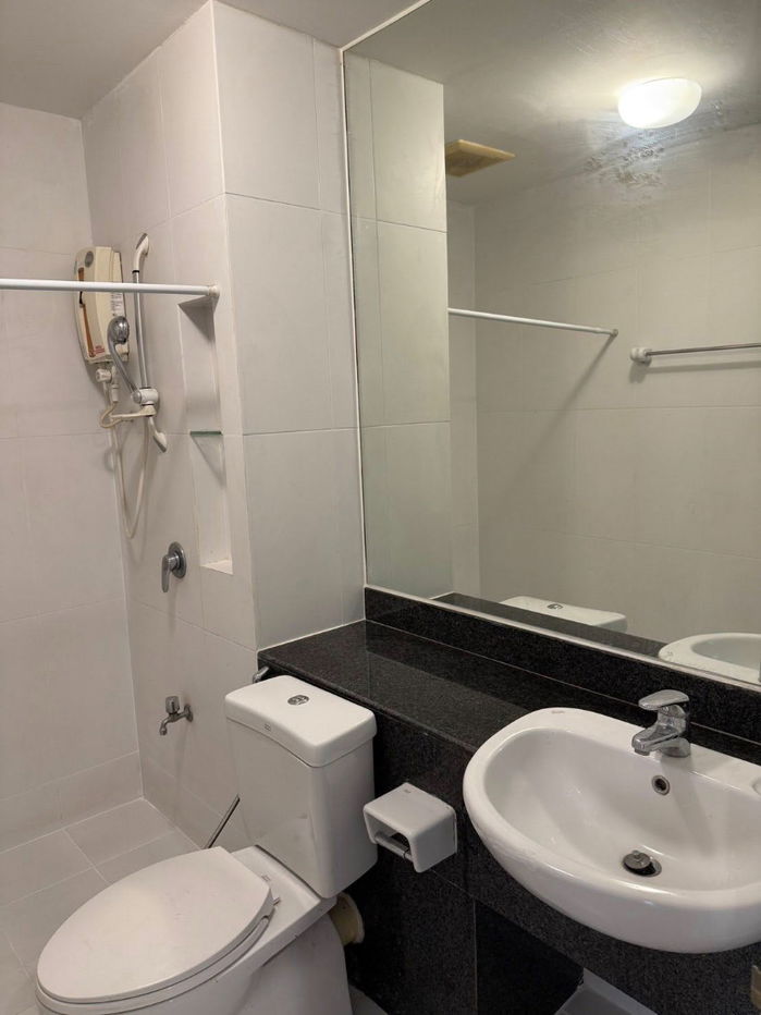 รูป The Parkland Taksin Thapra【𝐒𝐄𝐋𝐋】🔥ห้อง 1 BED กว้าง โปร่ง ให้ความรู้สึกสบายไม่อึดอัด เฟอร์แน่น 🔥 ติดต่อไลน์ไอดี: @hacondo - รูปที่ 8/9