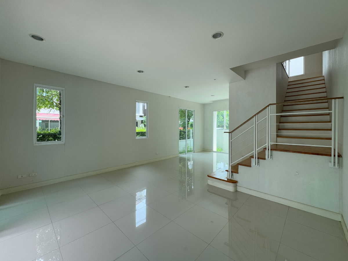 รูป ST0047 | ขาย ทาวน์โฮม 3 ชั้น บ้านกลางเมือง พระราม 3 – ราษฎร์บูรณะ 💰 ราคาขาย 7.19 ล้านบาท 🚝 BTS ตลาดพลู - รูปที่ 10/39