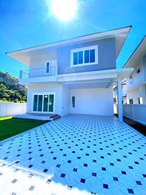 ขายบ้านเดี่ยว : ขายด่วน บ้านหลังเดี่ยว ติดถนนใหญ่ไม่ต้องเข้าซอย