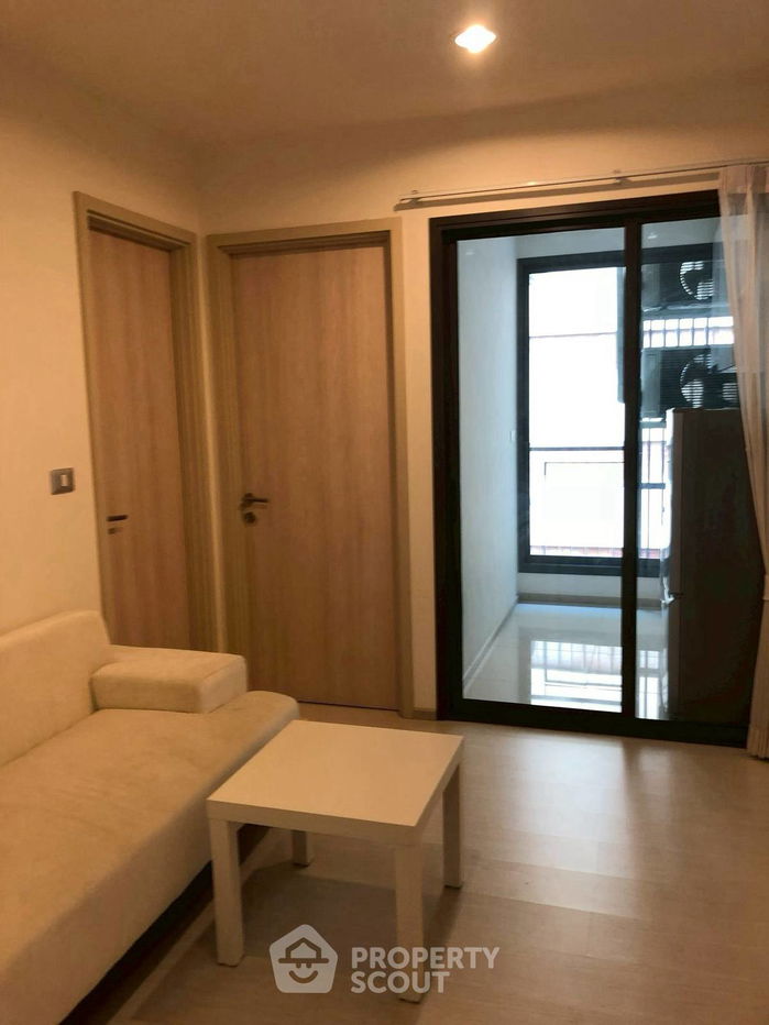 รูป คอนโด 1-ห้องนอน ที่ ริทึ่ม สุขุมวิท42 ใกล้ BTS เอกมัย (ID 2507021) - รูปที่ 3/9