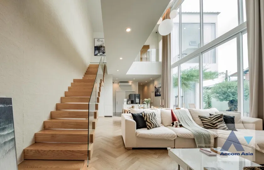 รูป 🔼🔽 AccomA 📩 Double High Ceiling,Private Swimming Pool 3 BR House in Wang Thonglang (AA44953) - รูปที่ 4/20