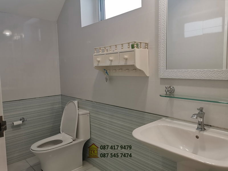 รูป ขายด่วนบ้าน 3 ชั้น 63.5 ตรว. พร้อมเฟอร์ฯ ม.แฟนตาเซียวิลล่า ใกล้เซ็นทรัลบางนา บ้านสวยสไตล์วินเทจ-วิคตอเรียน - รูปที่ 18/57