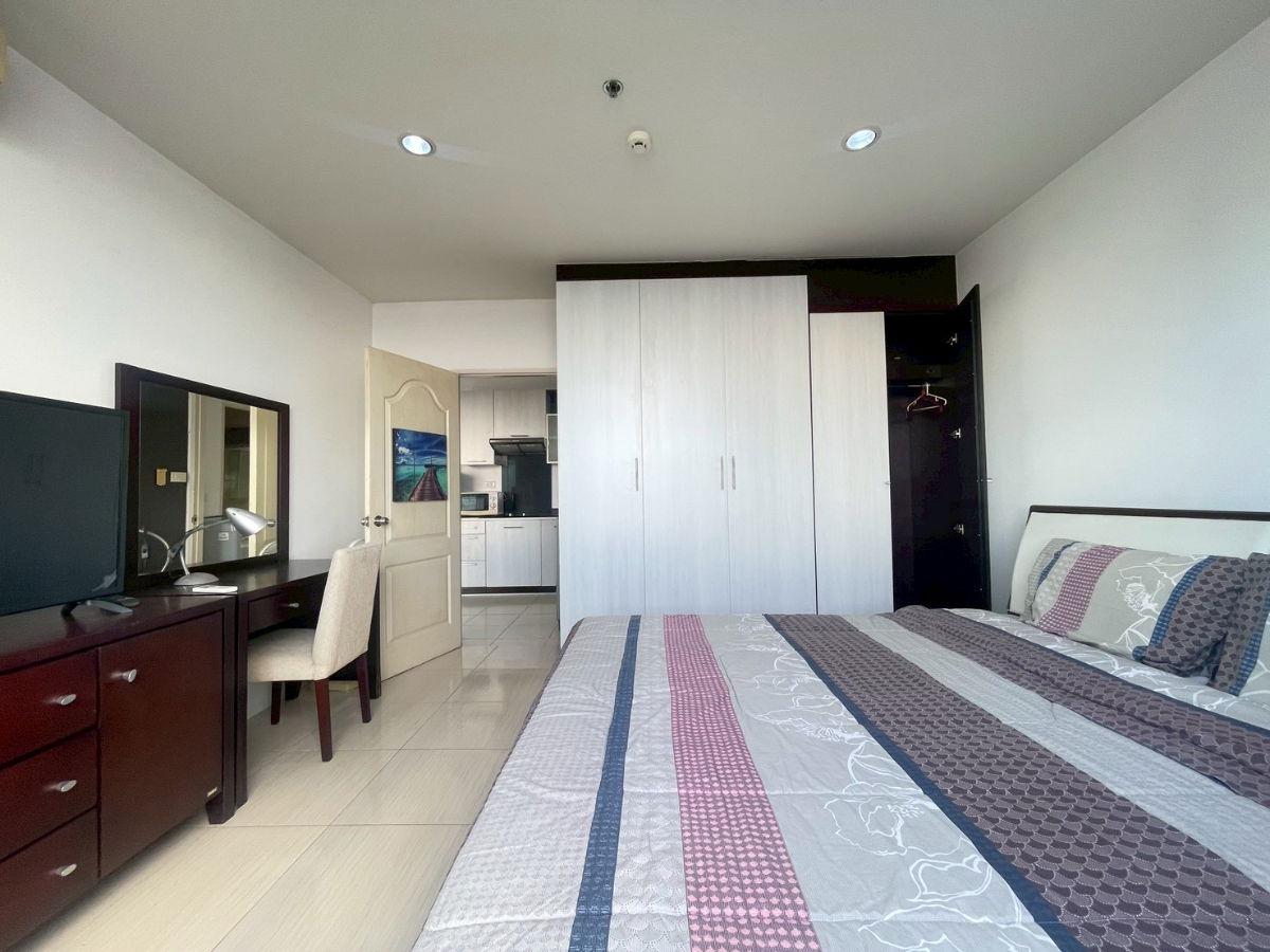 รูป ขาย ศรีราชา คอนโดวิว ห้องสวยเฟอร์ครบ ตกแต่งพร้อมเข้าอยู่ ใกล้แหล่งชุมชน เดินทางสะดวก - รูปที่ 1/12