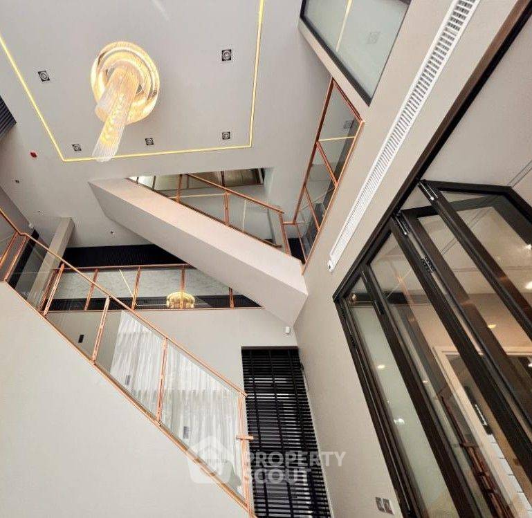 picture 4-BR House in Suan Luang (ID 1538834) - 2/11