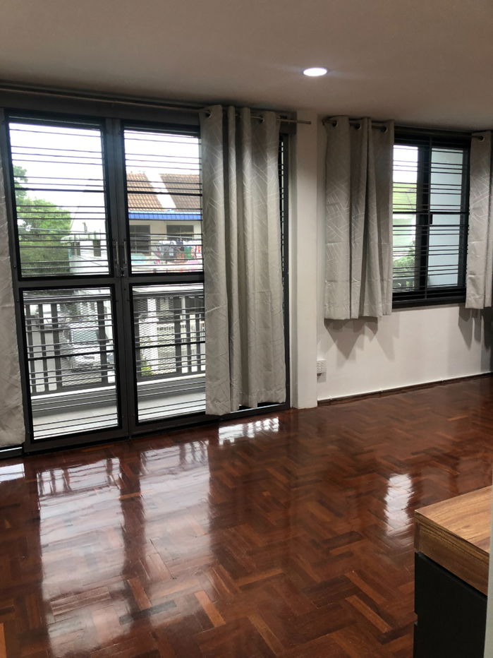 รูป T 1481 ให้เช่า ทาวน์เฮ้าส์ 2 ชั้น 4 ห้องนอน ซ.ประชาราษฎร์บำเพ็ญ 26 สภาพดี ราคา 35,000 บาท - รูปที่ 15/19