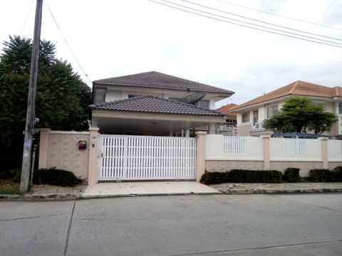 ศุภาลัยบุรี คลองสี่ (รร.สวนกุหลาบรังสิต) บ้านเดี่ยวสวย-เฟอร์ครบ ขนาด 83ตร.วา 4นอน3น้ำ