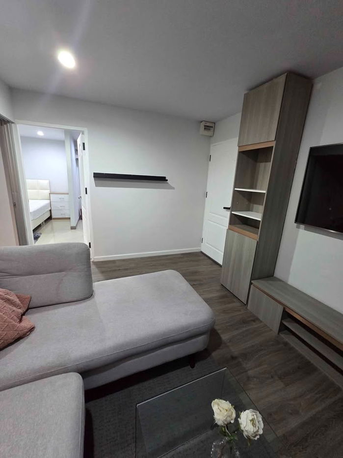 picture For   rent  Regent Home 7/2   🔴🔴 - 8/22