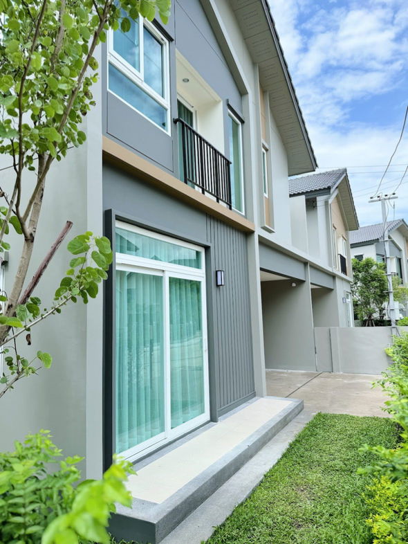 รูป บ้านเช่า Pet Friendly 🐾 อณาสิริ 4 ห้องนอน แต่งครบ 2 ครัว พร้อมอยู่ (ฟรีส่วนกลาง/เน็ต/สวน) - รูปที่ 12/12