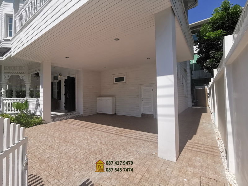 รูป ขายด่วนบ้าน 3 ชั้น 63.5 ตรว. พร้อมเฟอร์ฯ ม.แฟนตาเซียวิลล่า ใกล้เซ็นทรัลบางนา บ้านสวยสไตล์วินเทจ-วิคตอเรียน - รูปที่ 5/57