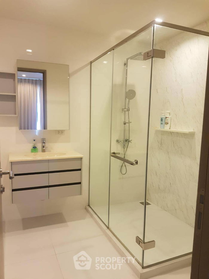 รูป คอนโด 1-ห้องนอน ที่ เอช คิว ทองหล่อ ใกล้ BTS ทองหล่อ (ID 785946) - รูปที่ 2/5