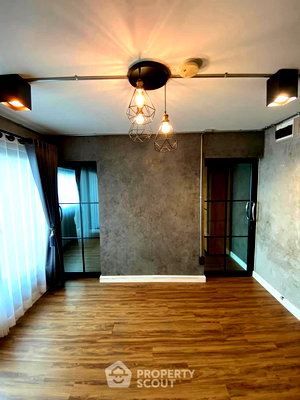 ขายคอนโด : คอนโด 1-ห้องนอน ที่ เดอะ ไลท์ บี บางแสน ใน แสนสุข (ID 1177583)