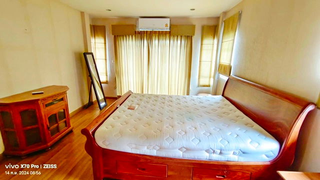 รูป หทัยราษฎร์ 39 ถูกที่สุดในพร้อมพัฒน์ รร.สาธิตพัฒนา ให้เช่าบ้านเดี่ยว 2ชั้น 50ตรว. 4แอร์ 3น้ำ ห้องครัว ซาฟารี ปัญญา เฟอร์ครบทั้ง 3นอน - รูปที่ 3/8