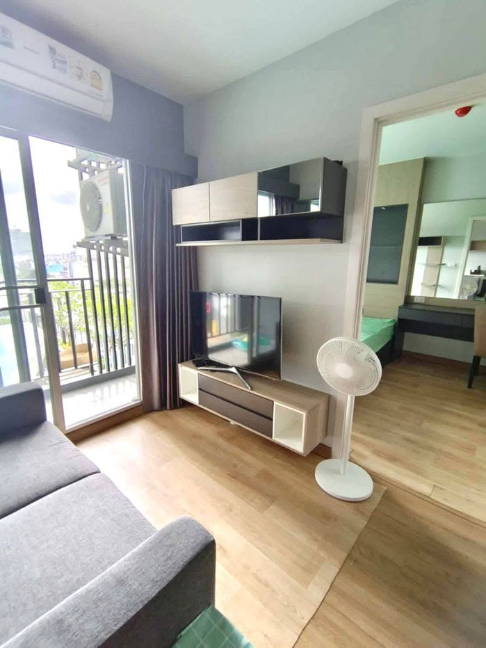 รูป ให้เช่า พลัส 30 เมตร ชั้น 8 วิวสระน้ำ ระเบียงติดสระน้ำ ขนาด 31 ตร.ม.  พร้อมอยู่ เช่า 11,000 บาท/เดือน - รูปที่ 2/19