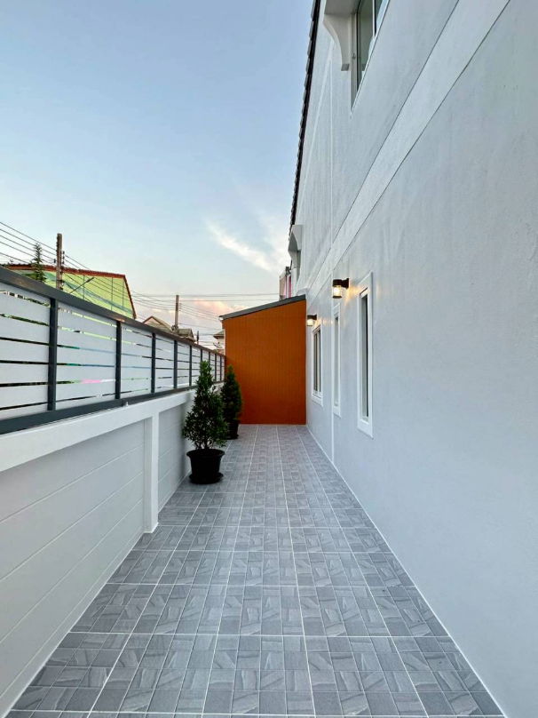 รูป บ้านหลังมุม  ทำเลดี  ติดถนนบางกรวย–ไทรน้อย  #หมู่บ้านกานต์มณี   ทาวน์เฮ้าส์ 3 ห้องนอน รีโนเวทใหม่ บ้านสวยมาก - รูปที่ 6/19