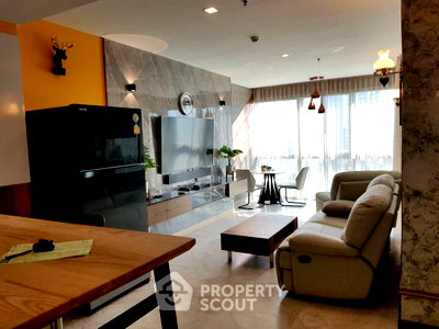 ขายคอนโด : ราคาน่าสนใจ คอนโด 1 ห้องนอน The River Condominium ใกล้ BTS สะพานตากสิน (ID 566907)