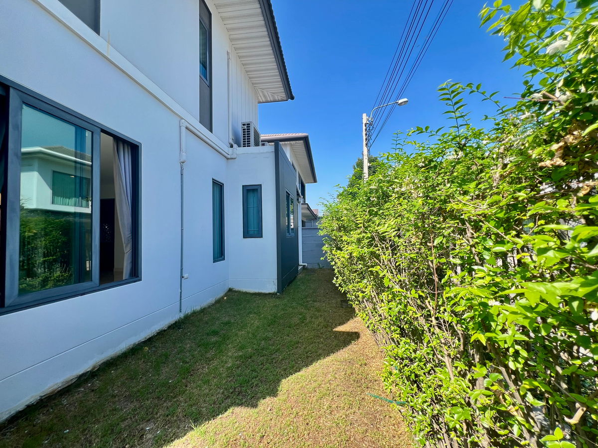 รูป ขายบ้านแฝด 2 ชั้น Britania Srinakarin ทำเลศักยภาพ ใกล้วัดหนามแดง สมุทรปราการ  ใกล้ BTS ศรีด่าน และเมกะบางนา - รูปที่ 26/31