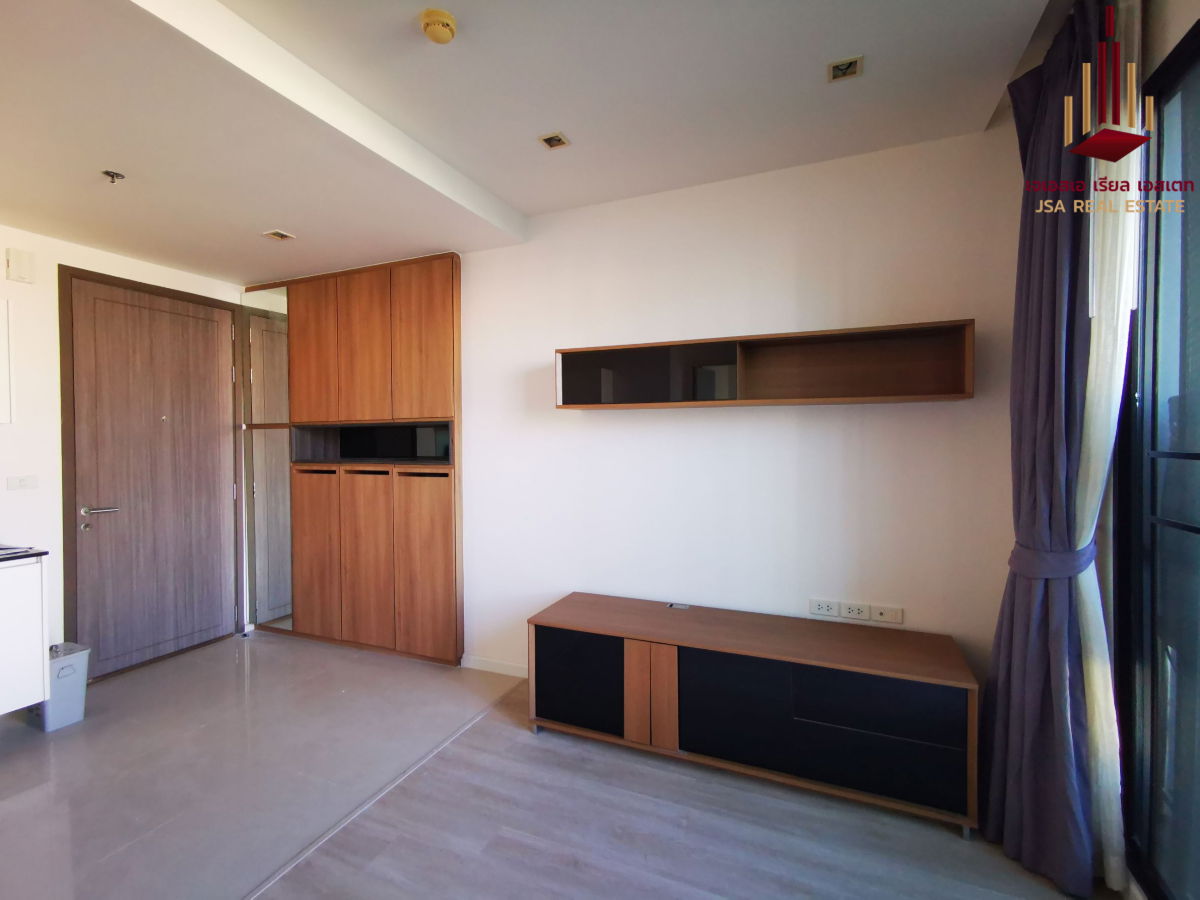 picture ✨ For Sale: Quinn Ratchada 17 Condo ✨    💰 Only 4,300,000 THB - 5/9